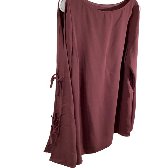 Wilfred Aritzia Tie Cold Shoulder Semi-Sheer Blouse - Picture 2 of 7